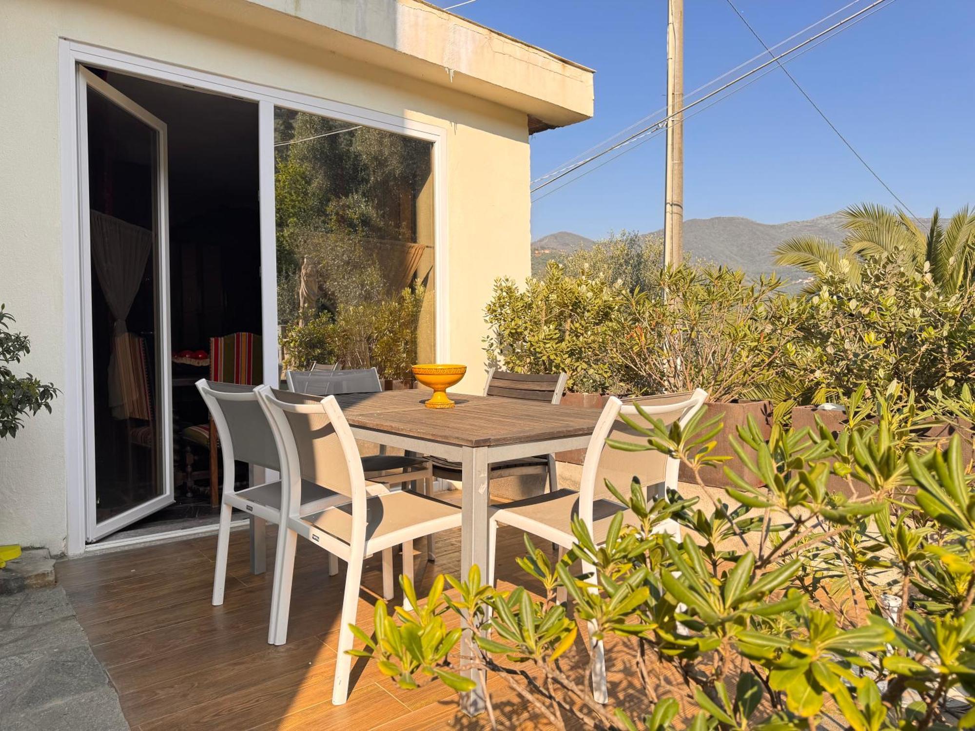 Villa Casa Bisou Italia Wifi Et Parking Free Privato à Diano San Pietro Extérieur photo