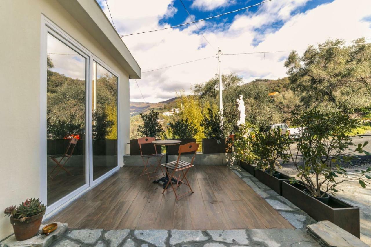 Villa Casa Bisou Italia Wifi Et Parking Free Privato à Diano San Pietro Extérieur photo