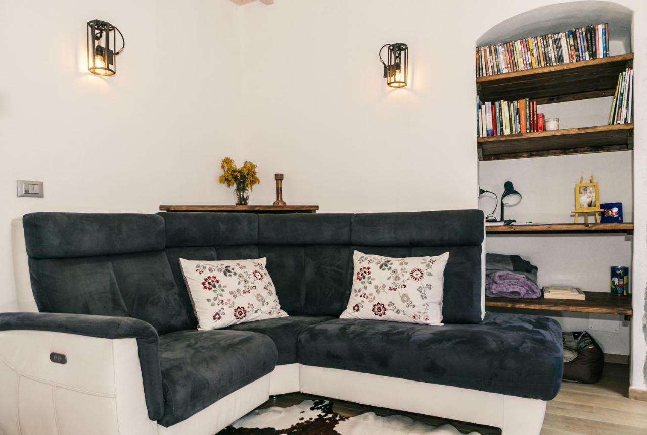 Villa Casa Bisou Italia Wifi Et Parking Free Privato à Diano San Pietro Extérieur photo